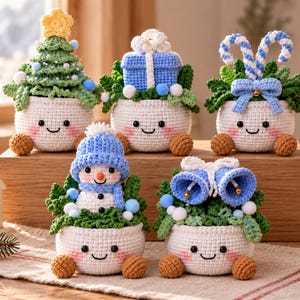 Crochet Christmas Pot Decor, Santa, Reindeer,Snowman,Gingerbread Man & Christmas Tree,Handmade Holiday Table Decoration,Christmas Desk Decor