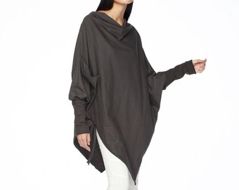 NO.59 Damen Pullover mit Wasserfallausschnitt, Fledermaus, Langarm, asymmetrischer Saum, minimalistische Kleidung, trendiger Pullover in Holzkohle