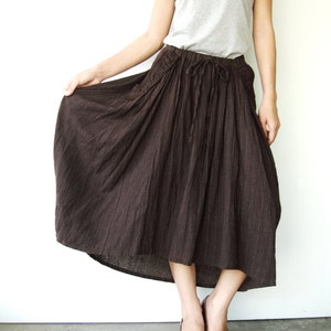 NO.40 Women&#39;s Striped High Low Skirt, Drawstring Waist Asymmetrical Skirt in Brown