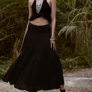 NO.305 Damen Smoked Taille Maxi Rock, Gestufter Bauer Maxi Rock, Naturfaser Flexible Baumwolle Boho Rock in Schwarz