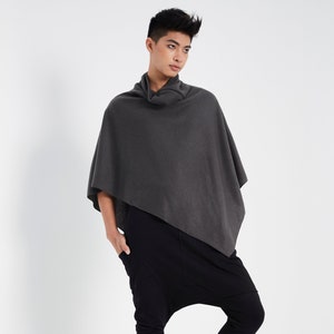 NO.319 Men’s Zip Detail Asymmetric Hem Poncho, Poncho with Zipper, Front Zip Poncho in Dark Gray