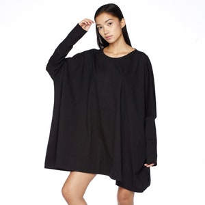NO.62 Women's Scoop Neck Long Sleeve Tunic Top, Boxy Tunic, Loose Fit Tshirt in Black image 1