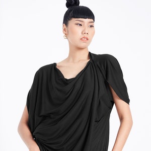 Haut asymétrique origami pour femmes NO.60, t-shirt d&#39;été ample, haut convertible décontracté confortable en noir