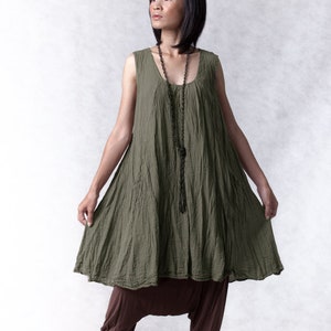 NO.19 Women&#39;s Sleeveless Pleated Front A-line Tunic Top, Natural Fiber Flexible Cotton Casual Loose Tunic Dress in Olive