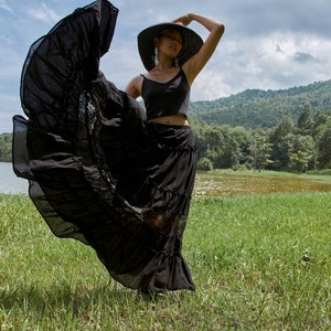 NEWNO.317 Women's Tiered Lace Insert Maxi Skirt, Boho Peasant Long Skirt, Cotton Maxi Skirt in Black zdjęcie 3