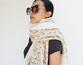 NO.215 Women’s Cotton Floral Print Scarf Women, Retro Scarf, Crinkled Scarf in Cream