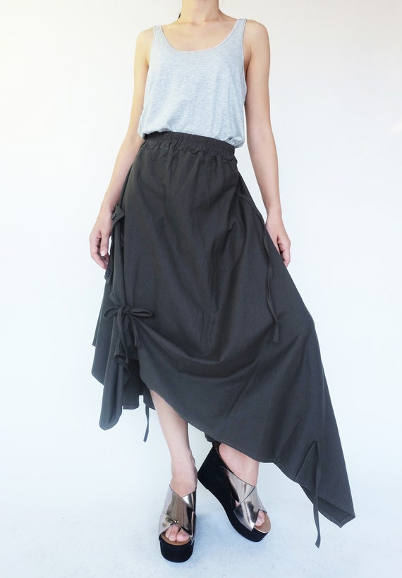 Asymmetrical flowing skirt deals