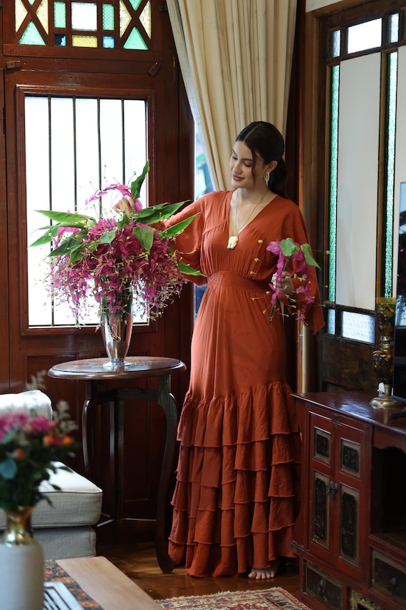 Abito lungo da donna con scollo a V, maniche a