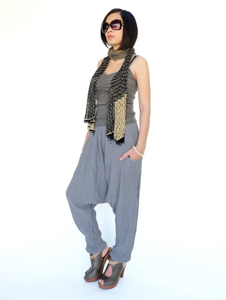 NO.162 Women's Patch Pocket Harem Pants, Boho Drop Crotch Trousers, Casual Yoga Pants, Natural Fiber Flexible Cotton Pants in Gray image 3