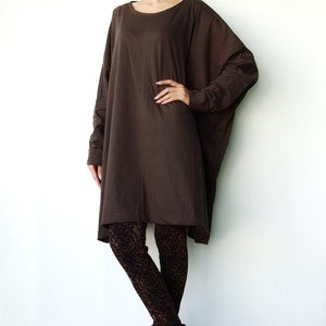 NO.62 Women's Scoop Neck Long Sleeve Tunic Top, Loose Fit Tshirt in Brown image 2