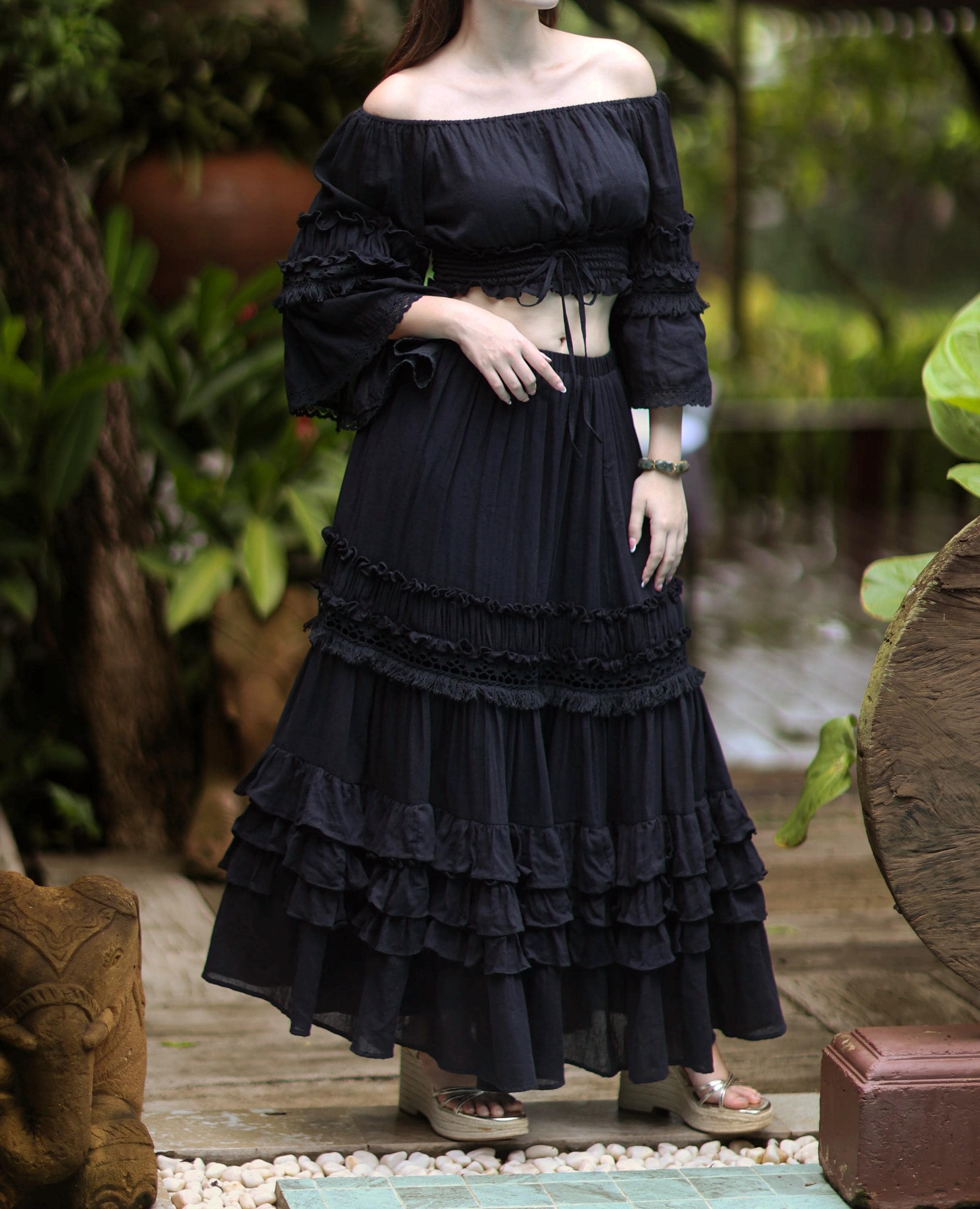 NEW---NO.323-2 Women's Lace Insert Ruffle Hem Long Skirt