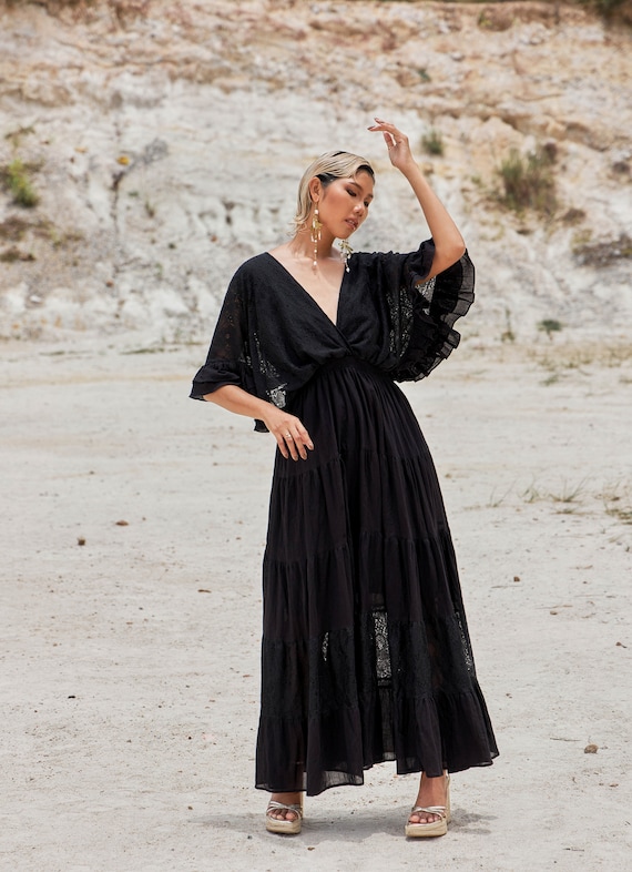 NO.301 Robe longue a col en V et taille empire pour femme robe de maternite boheme avec details en dentelle robe paysanne evasee a volants et a manches papillon en noir