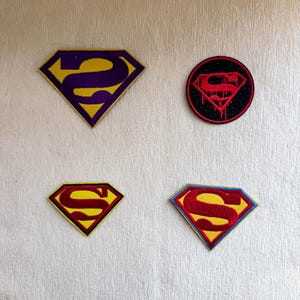 Toppa ricamata con scudo da supereroe S, toppa termoadesiva con emblema di eroe dei fumetti, distintivo con logo S, decorazione fai da te per giacca e zaino, regalo per fan