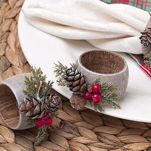 Christmas Napkin Rings with Pinecones Decor, Rustic Table Decoration, Winter Wedding Napkin Rings Holders, Thanksgiving Table Decor image 4