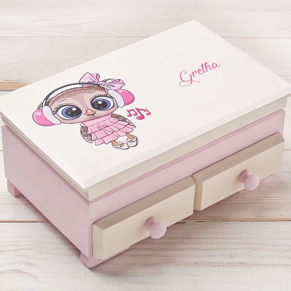 Boîte à souvenirs pour petite fille, première boîte à bijoux rose personnalisée avec le nom du bébé, baptême cadeau de fille à fleurs gravée, boîte à hibou pour souvenirs