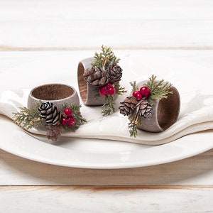 Christmas Napkin Rings with Pinecones Decor, Rustic Table Decoration, Winter Wedding Napkin Rings Holders, Thanksgiving Table Decor image 5