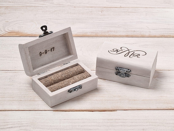 bride and groom ring box