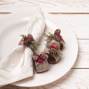 Christmas Napkin Rings with Pinecones Decor, Rustic Table Decoration, Winter Wedding Napkin Rings Holders, Thanksgiving Table Decor image 3