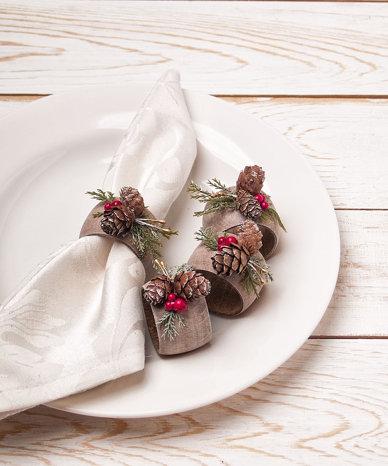 Christmas Napkin Rings with Pinecones Decor, Rustic Table Decoration, Winter Wedding Napkin Rings Holders, Thanksgiving Table Decor image 3