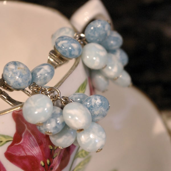 Vintage 1950s Cloudy Blue Bead Stone Dangle Chain Clip On image 2