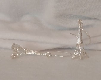 Girls .925 Sterling Silver Screwback Eiffel Tower Stud Earrings 