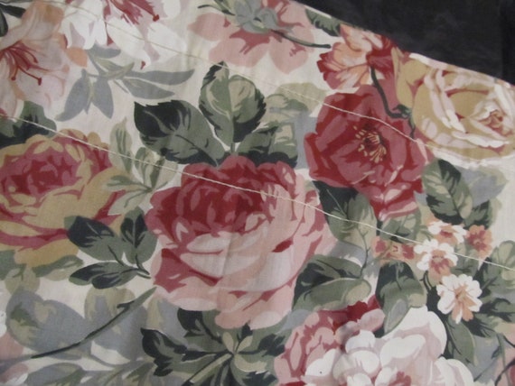 WINDOW VALANCE, Blouson Style, Cabbage Roses, 18"x88", Croscill Fashions, Vintage, Craft Material, Shabby Chic, Cottage Window Decor