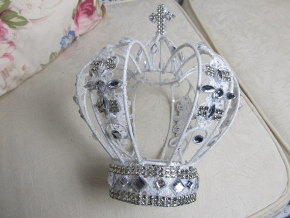 White Glittered and Rhinestoned CHRISTMAS CROWN, Tree Topper, Decoration, Centerpiece, Christmas Decor, Shabby Chic, Victorian, Crown Decor