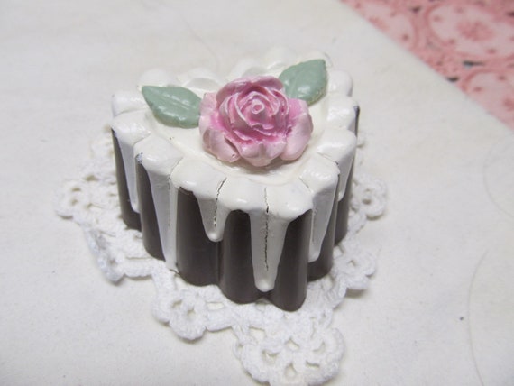 FAUX Chocolate Heart CAKE, Pink Rose Top, Hand Molded and Hand Painted, Shabby Chic, Cottage, Pink Rose Decor, Faux Food, Kitchen Decor
