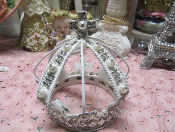 White METAL CROWN, Clear Faceted Rhinestone Encrusted, Pearls, Crown Decor, Shabby Chic, Hollywood Regency, Bling! Cottage Chic