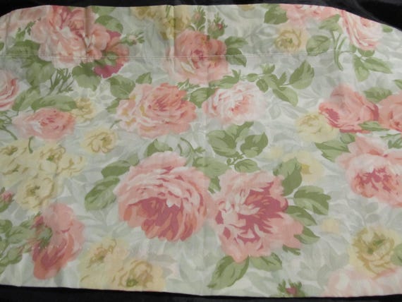 WINDOW VALANCE, Martha Stewart, Roses, 16"x60", Window Decor, Craft Material, Shabby Chic, Cottage, Victorian,  Pink Rose Home Decor
