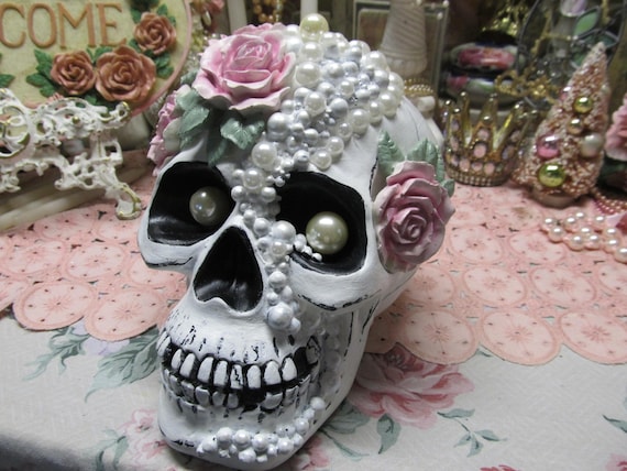 White SKULL and Pink Roses, Heavy Resin, Large Pearl Eyes, Half Pearls, Halloween Decor, Shabby Chic Decor, Cottage, Romantic Halloween