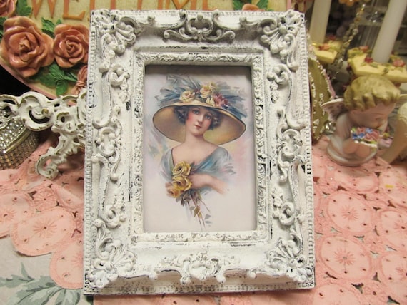 White Ornate Photo Frame, 4x6 Photo, Hand Painted, Resin, Distressed, Shabby Chic, Cottage, Victorian, Wedding Frame Decor