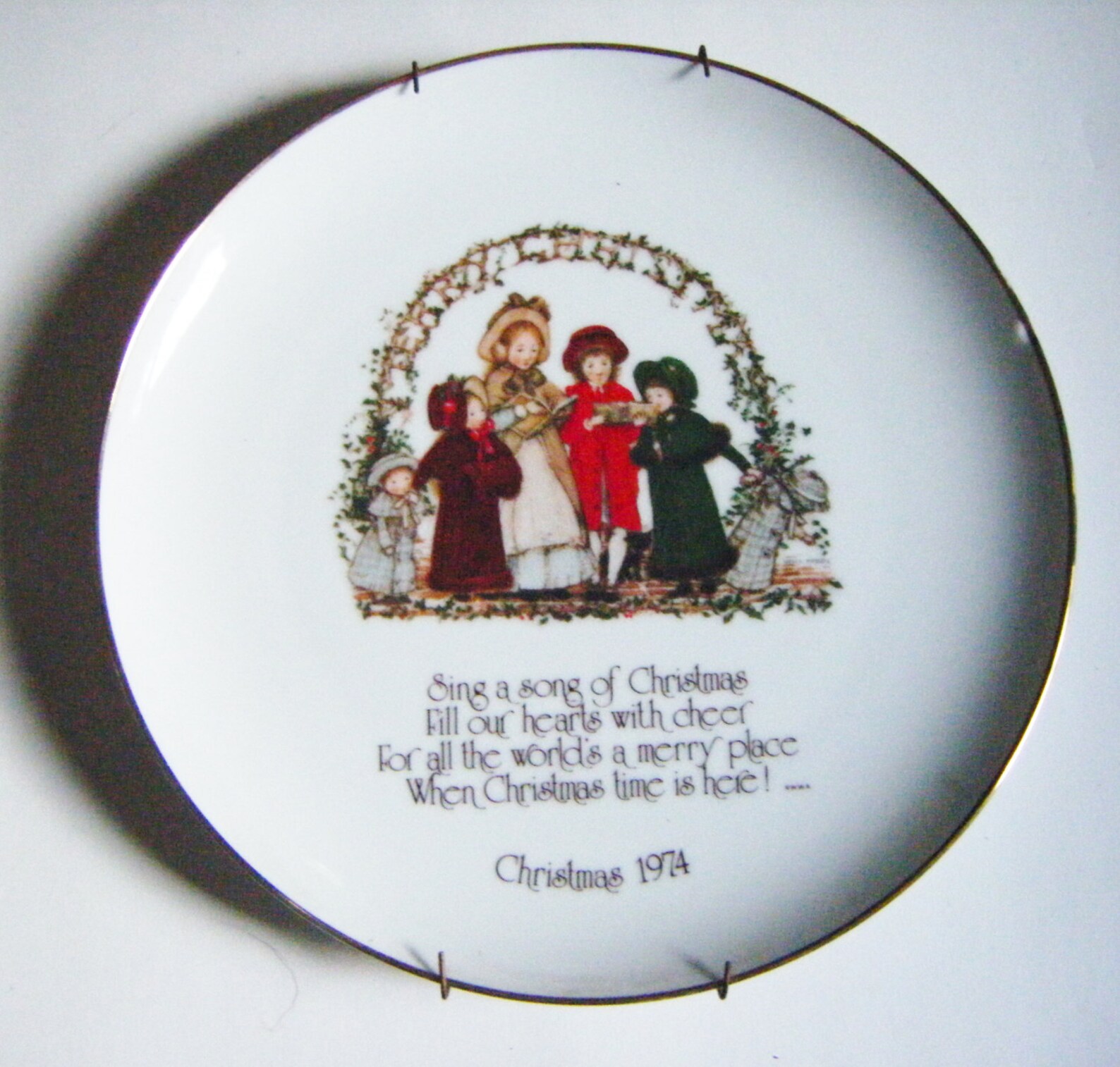 1974 Holly Hobbie Commemorative Edition Christmas Plate With Etsy