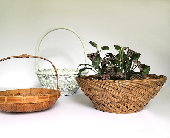 Antique Baskets and Basketry: A Collecto