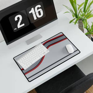 Abstract Racing Stripe Desk Mat, Silver Racing Red Geometric Desk Pad (Avus Silver), Gift for Car Lovers Bild 12