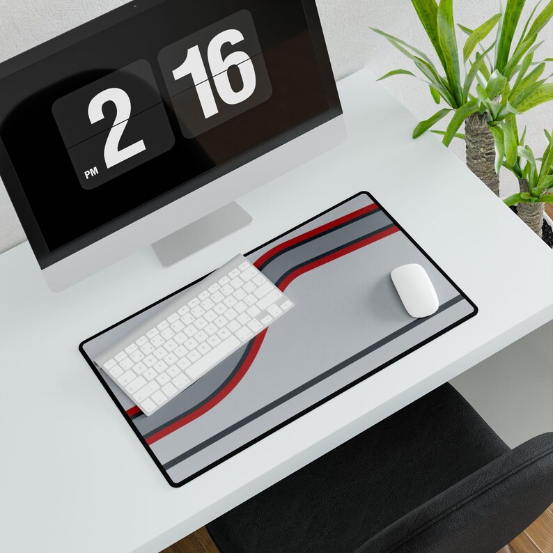 Abstract Racing Stripe Desk Mat, Silver Racing Red Geometric Desk Pad (Avus Silver), Gift for Car Lovers Bild 12