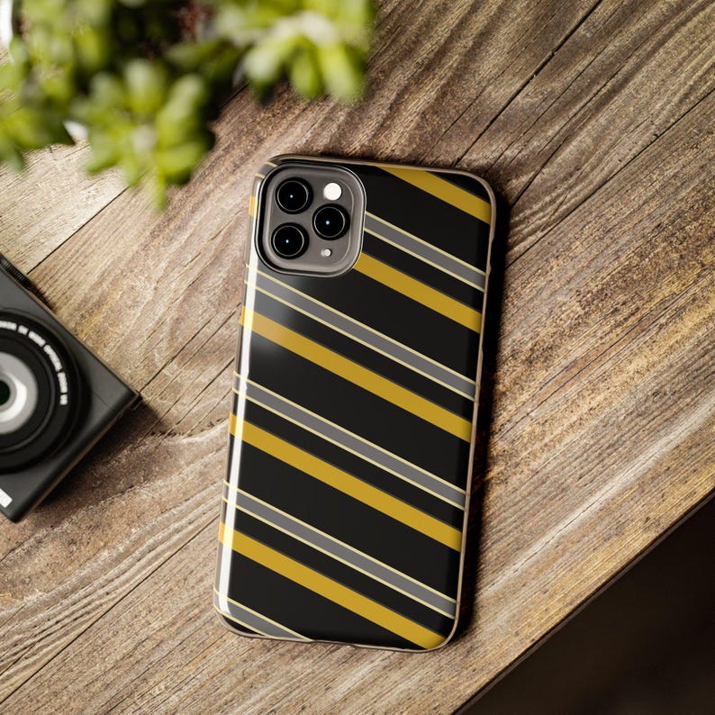 Funda para teléfono con estampado abstracto de rayas de carreras, cubierta geométrica negra y dorada (medianoche y dorado), regalo retro de deportes de motor. imagen 19