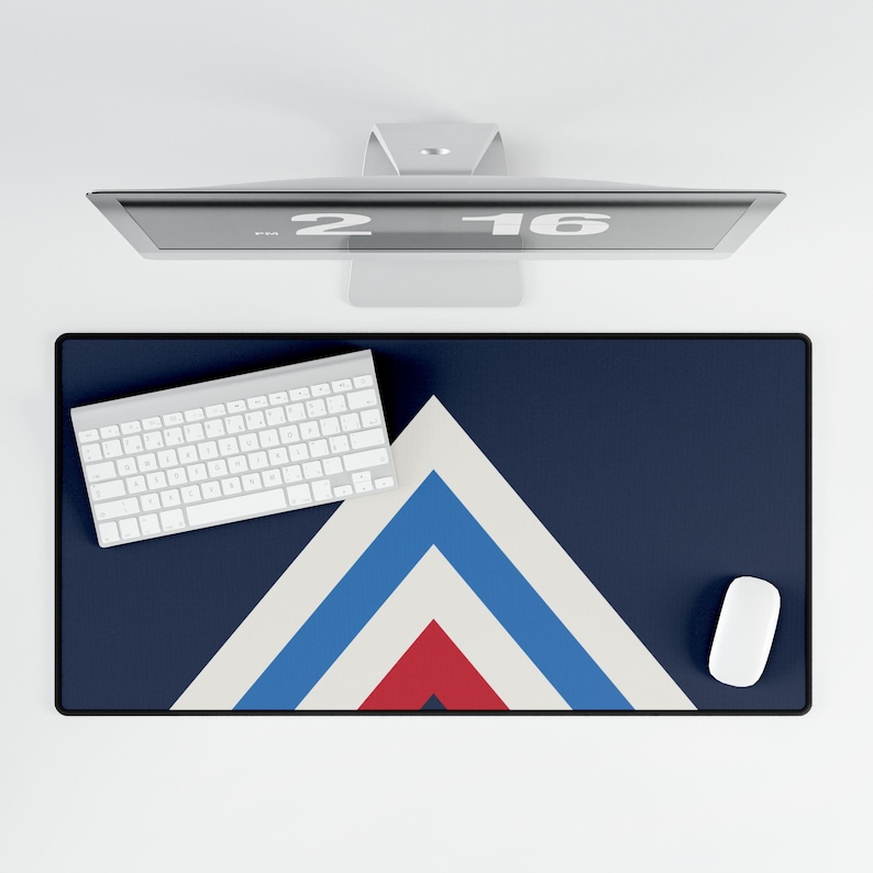Abstract Racing Stripe Desk Mat, Navy Azure Signal Red Geometric Desk Pad (Riviera Stripe), Gift for Car Lovers Bild 5