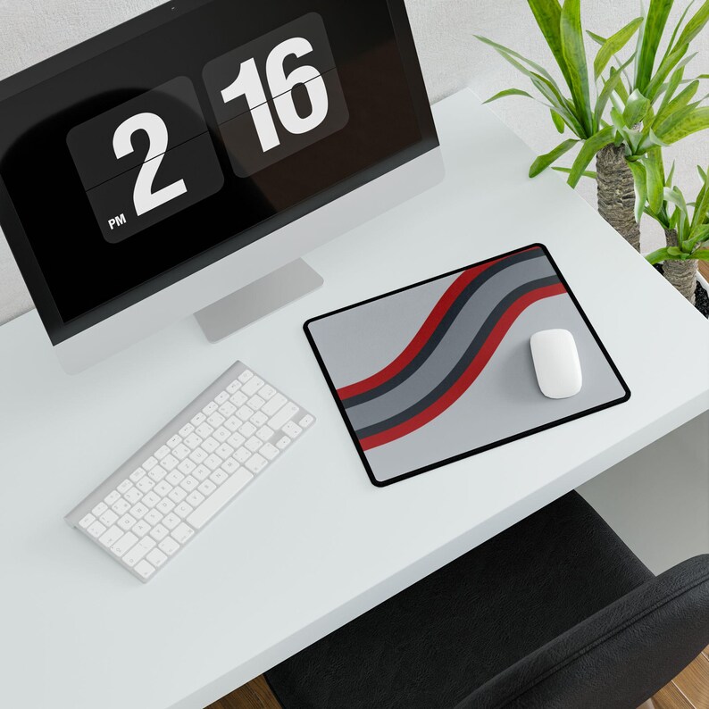Abstract Racing Stripe Desk Mat, Silver Racing Red Geometric Desk Pad (Avus Silver), Gift for Car Lovers Bild 8