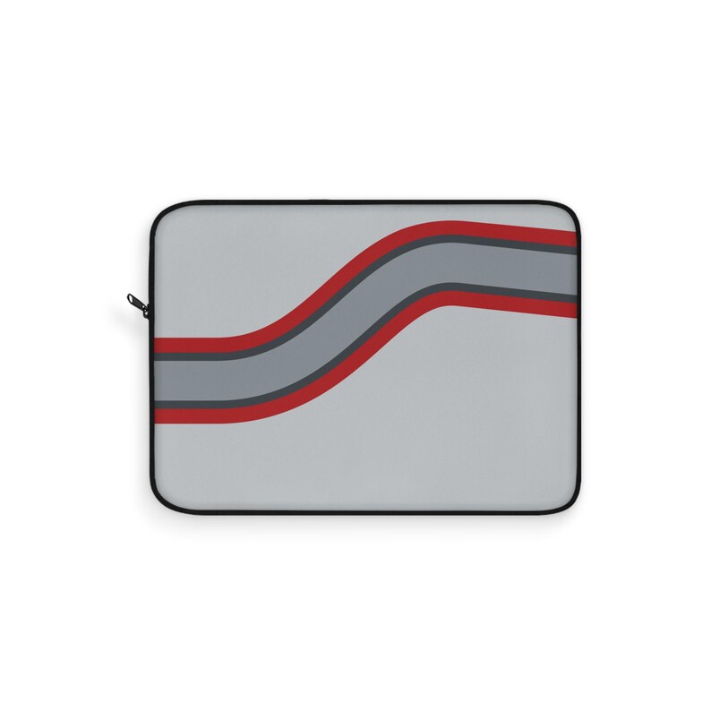 Funda para portátil con estampado abstracto de rayas de carreras, funda geométrica plateada y roja para portátil (Avus Silver), regalo para amantes de los coches. imagen 2