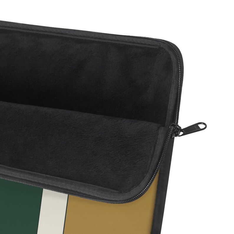 Abstract Racing Stripe Laptop Sleeve, British Racing Green Brass Geometric Laptop Case (Brooklands Green), Gift for Car Lovers imagem 4