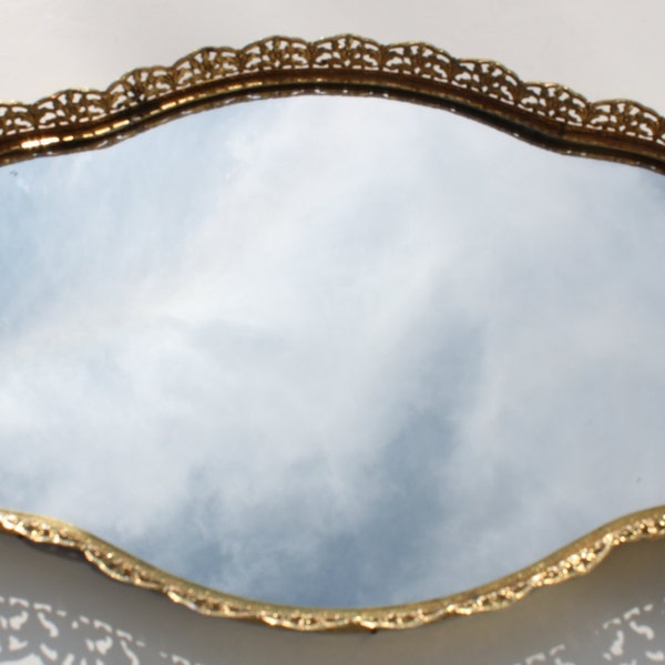 Tray. Vintage tray. Dresser tray. Vintage dresser tray. Mirrored tray. Mirrored dresser tray. Vintage mirrored dresser tray. Scalloped edge.
