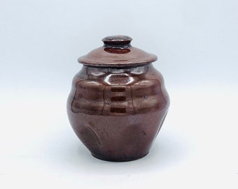 Pot 2 avec couvercle en céramique fait main Bronze scintillant par Jessica Cronstein