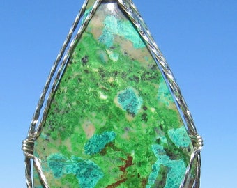 Pendentif Parrot Wing Chrysocolla Cabachon