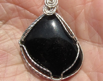 Whitby Jet pendant