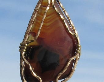 Agate Cabochon wire wrapped necklace.