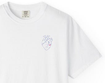 Basic Heart shirt with pink mini heart - white