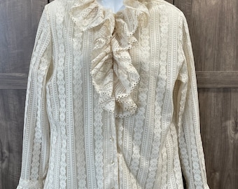 Vintage Neiman Marcus Lace Lined Blouse Cream Color Frilly Ruffle Front Size 14  Excellent condition