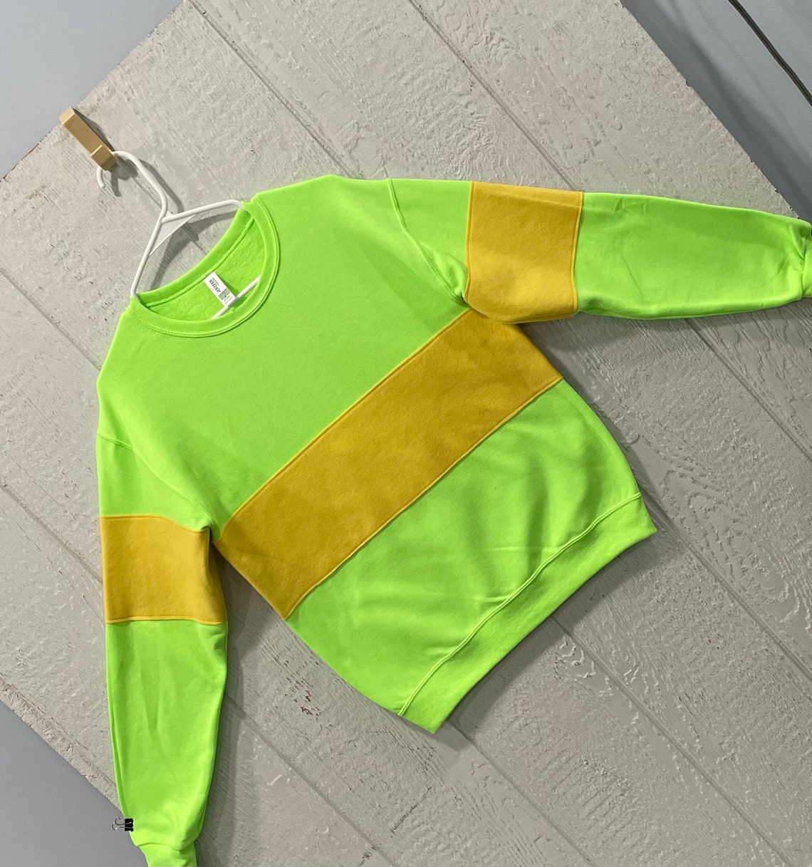 Neon Green Undertaledelta Rune Deltarune Kris Shirt - Etsy