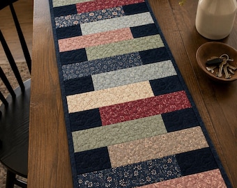 Staggered Strips Table Runner Quilt Pattern, Modern Beginner PDF Tutorial